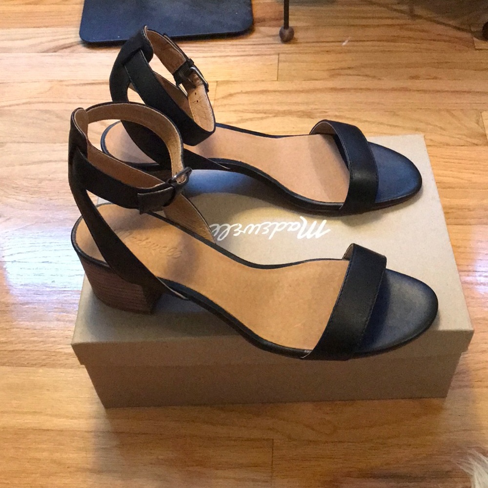 Madewell “The Alice Sandal” in black Size 9.5